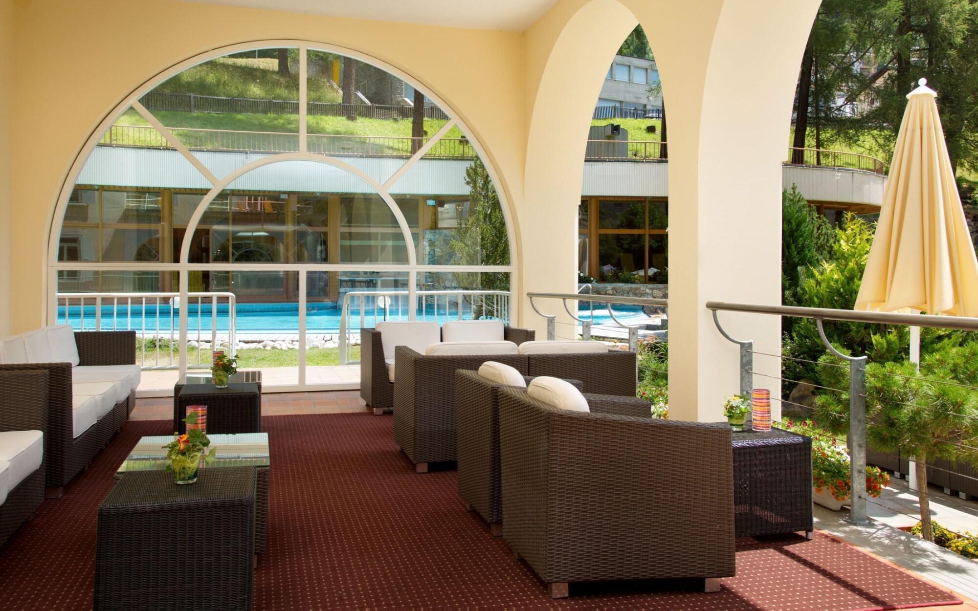 Thermal Hotels & Walliser Alpentherme Leukerbad Bagian luar foto