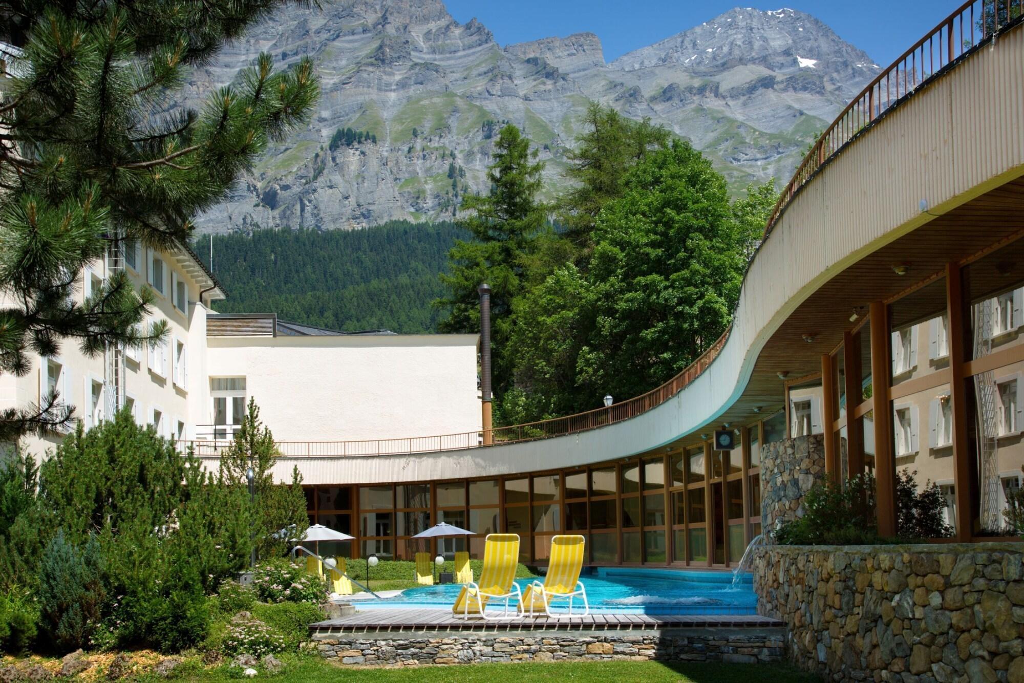 Thermal Hotels & Walliser Alpentherme Leukerbad Bagian luar foto